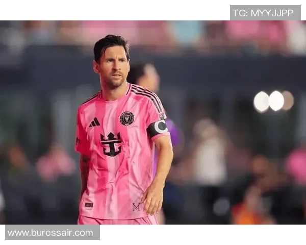 足球明星名字中带有苏字的传奇球员盘点与他们的辉煌成就回顾